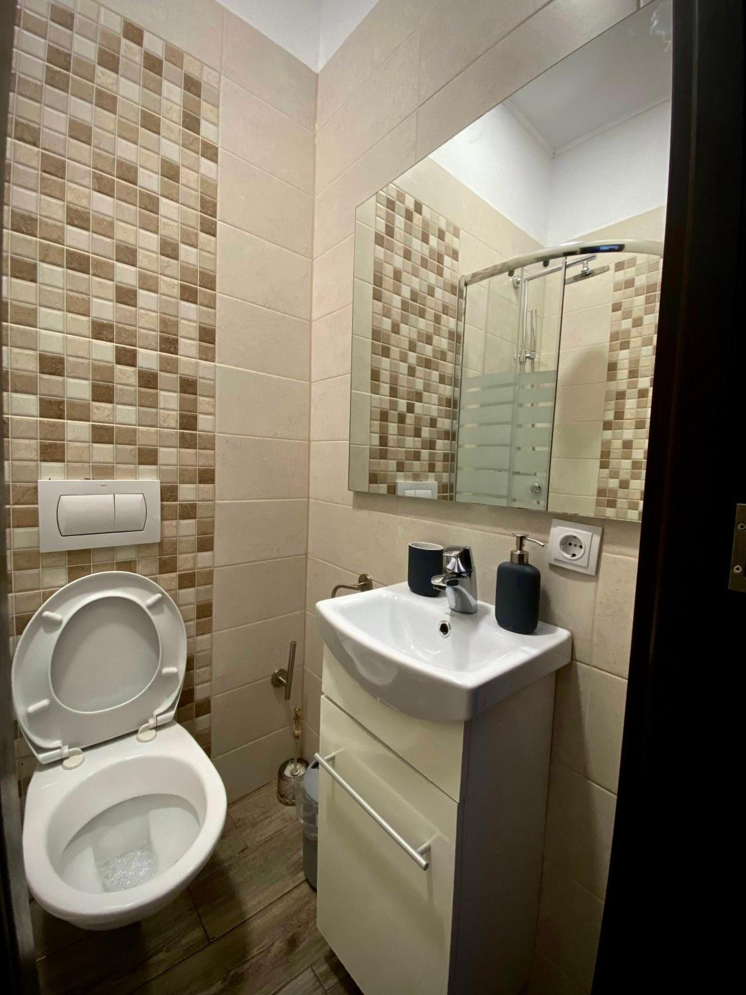 Ada's Luxury Apartament&studio - Old Brasov