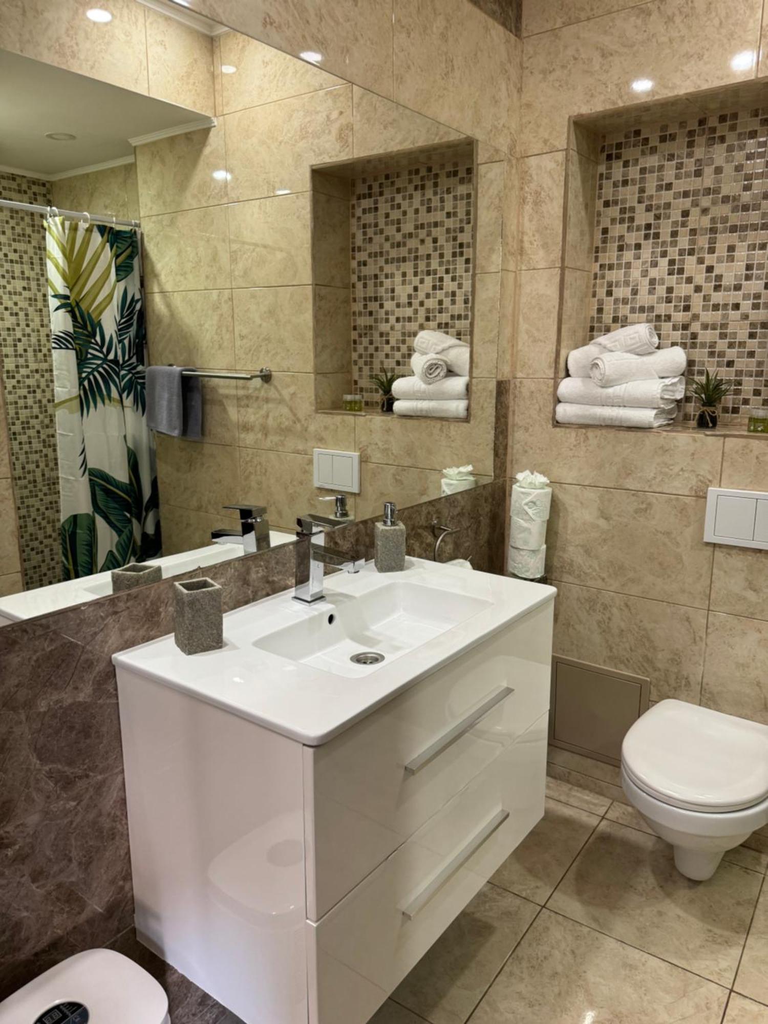 Ada's Luxury Apartament&studio - Old Brasov